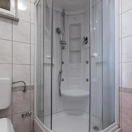 Appartement Bella *